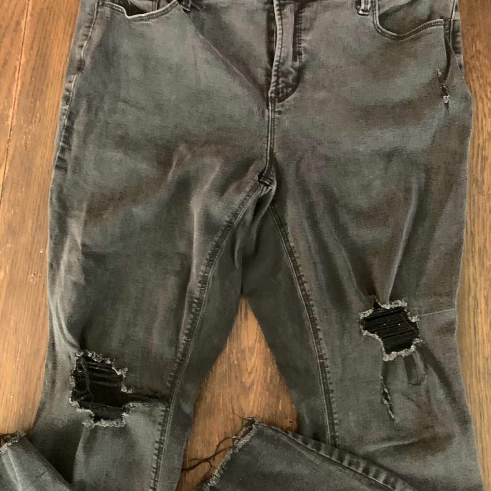 Old Navy Black Skinny Jeans with Distressed Details